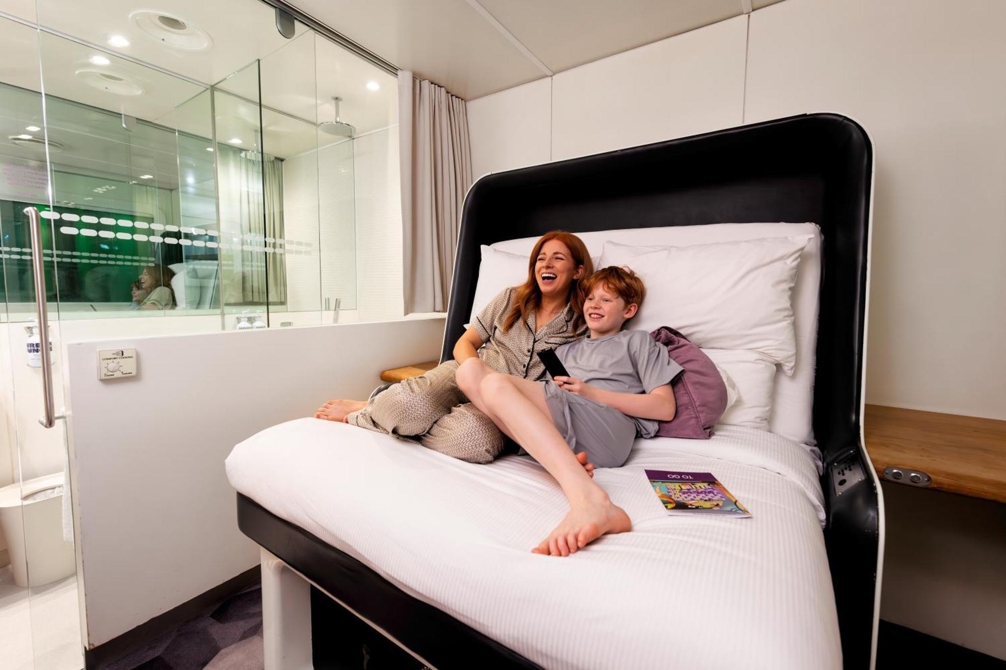 הורלי Yotelair London Gatwick Airport מראה חיצוני תמונה